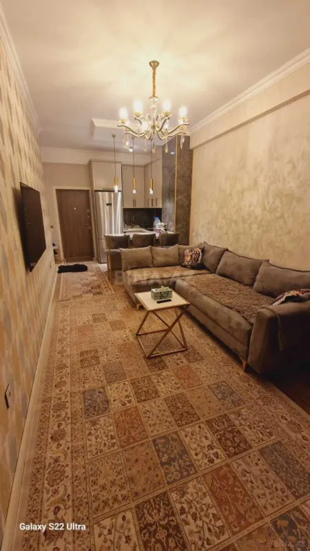 Kirayə verilir 2 otaqlı mənzil 60 m²
