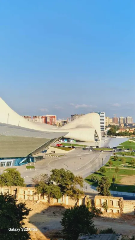 Kirayə verilir 2 otaqlı mənzil 60 m²