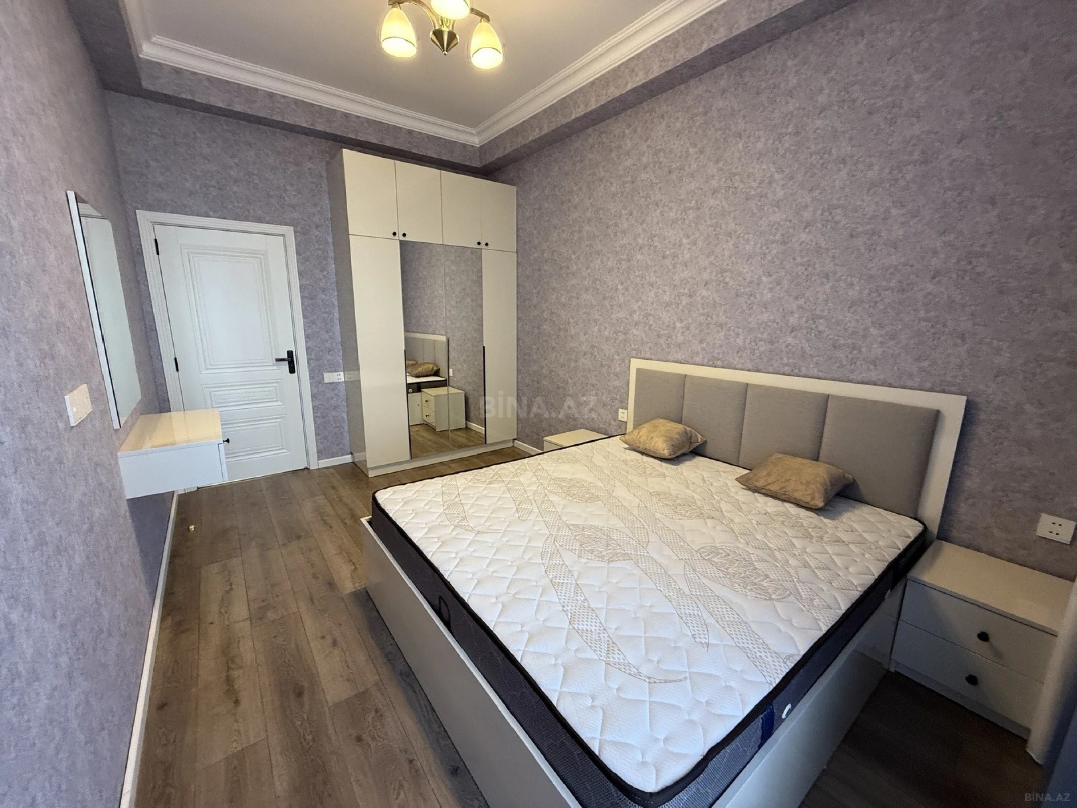 Kirayə verilir 2 otaqlı mənzil 70 m²