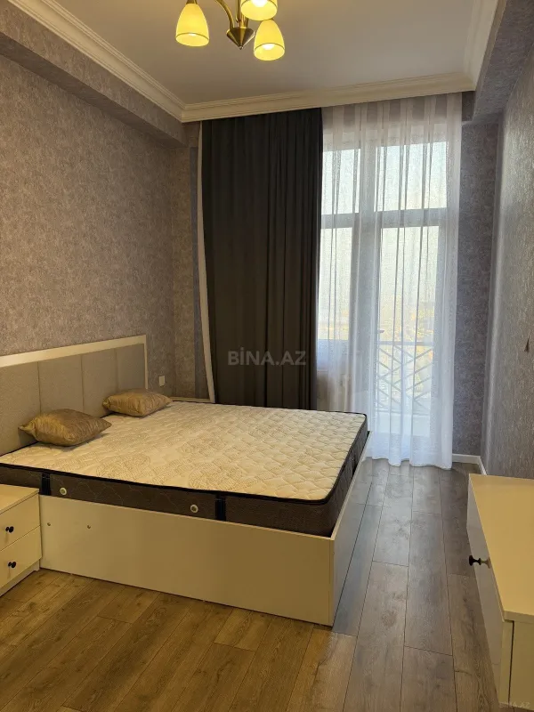 Kirayə verilir 2 otaqlı mənzil 70 m²