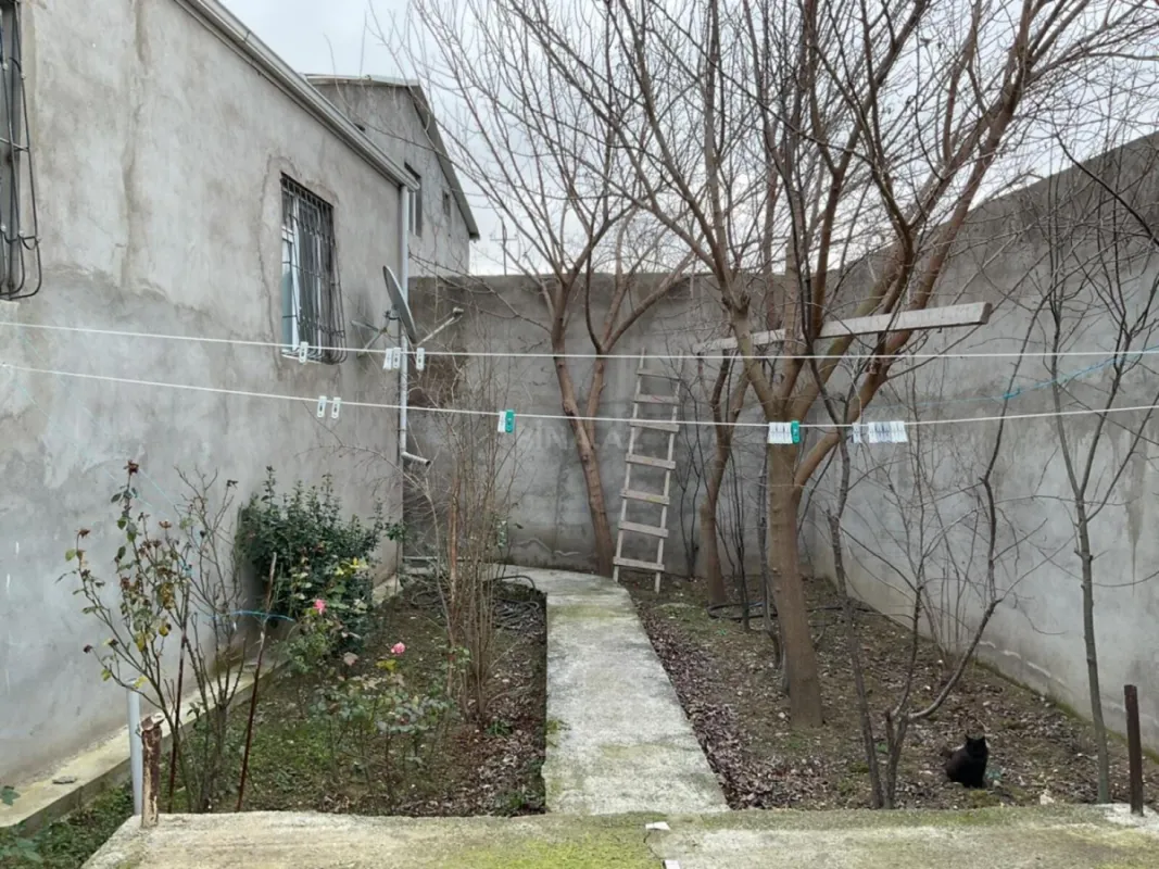 Satılır 4 otaqlı həyət evi 110 m²