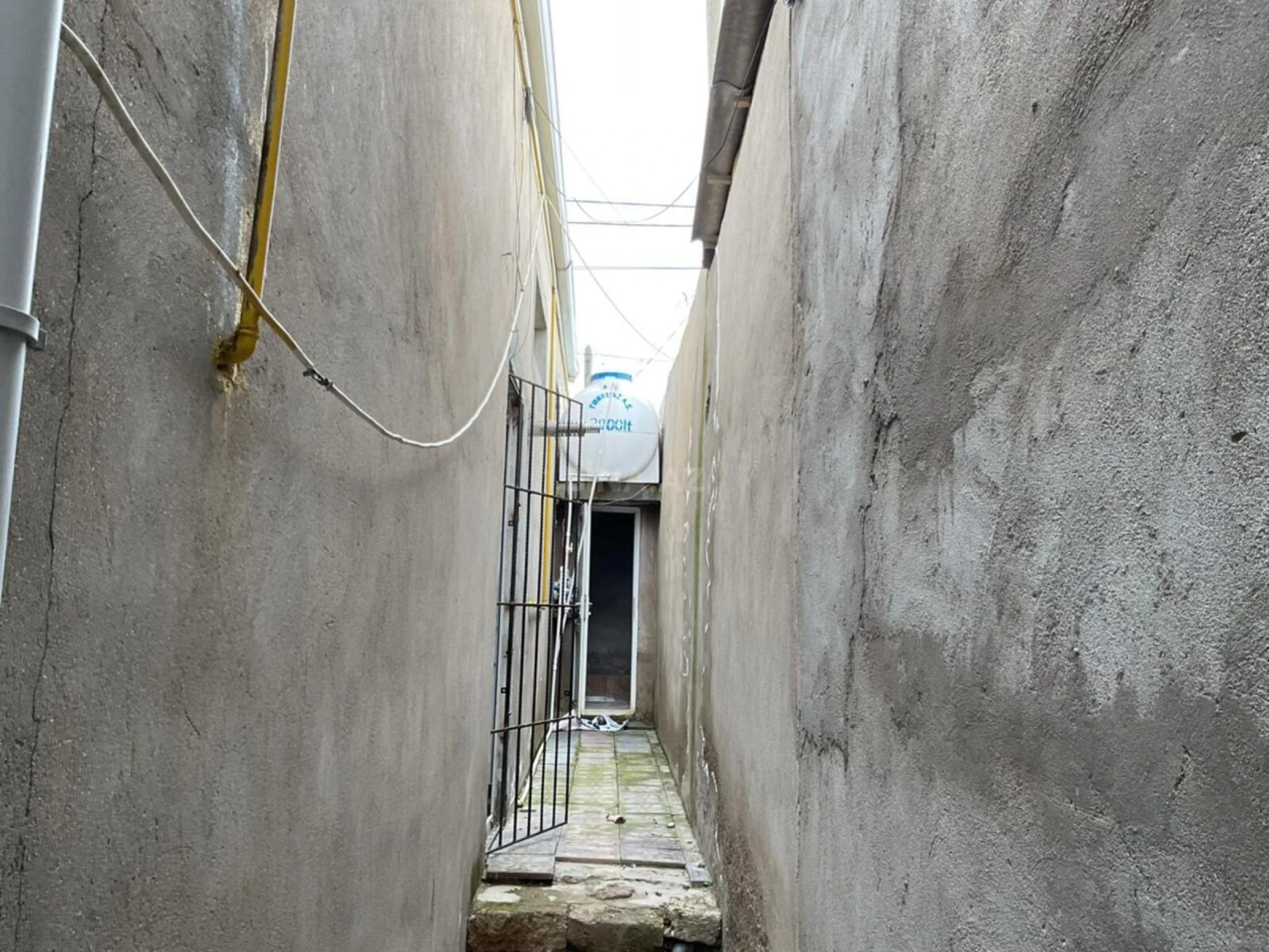 Satılır 4 otaqlı həyət evi 110 m²