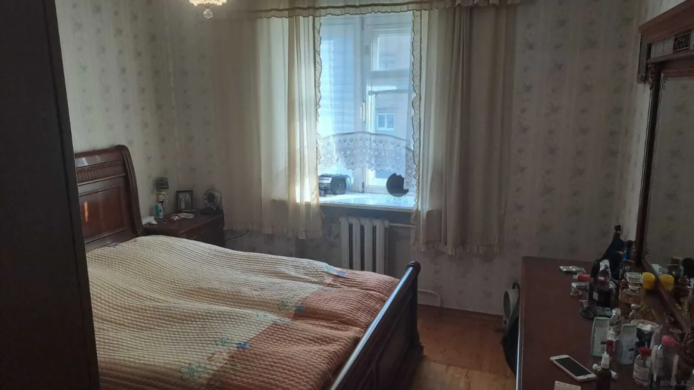 Satılır 3 otaqlı mənzil 80 m²