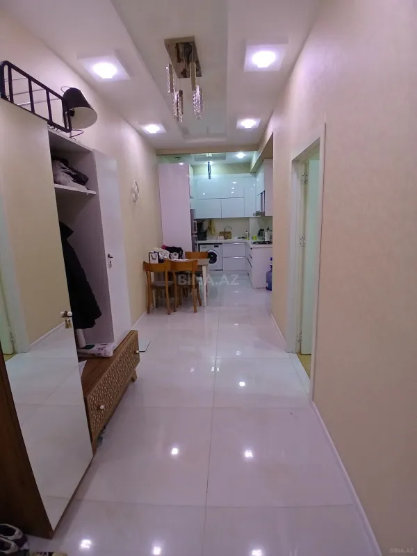 Kirayə verilir 2 otaqlı mənzil 75 m²