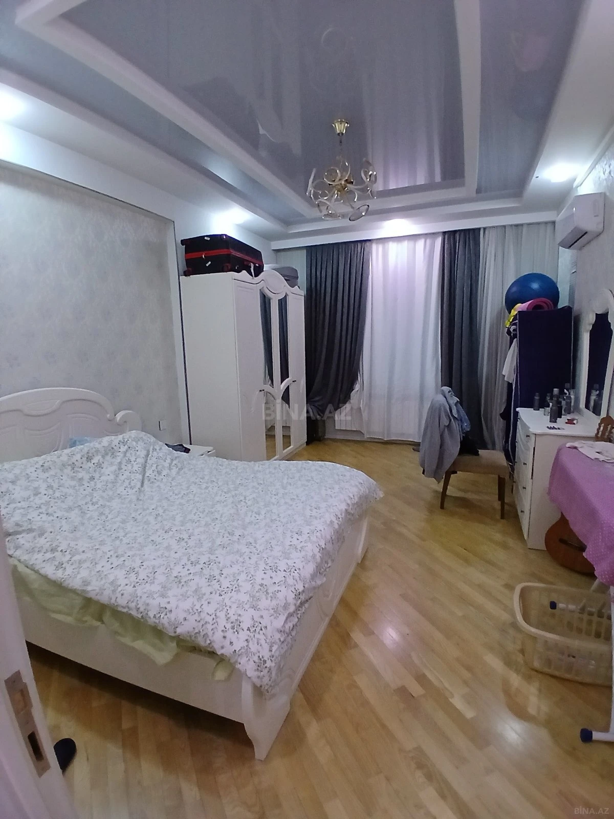 Kirayə verilir 2 otaqlı mənzil 75 m²