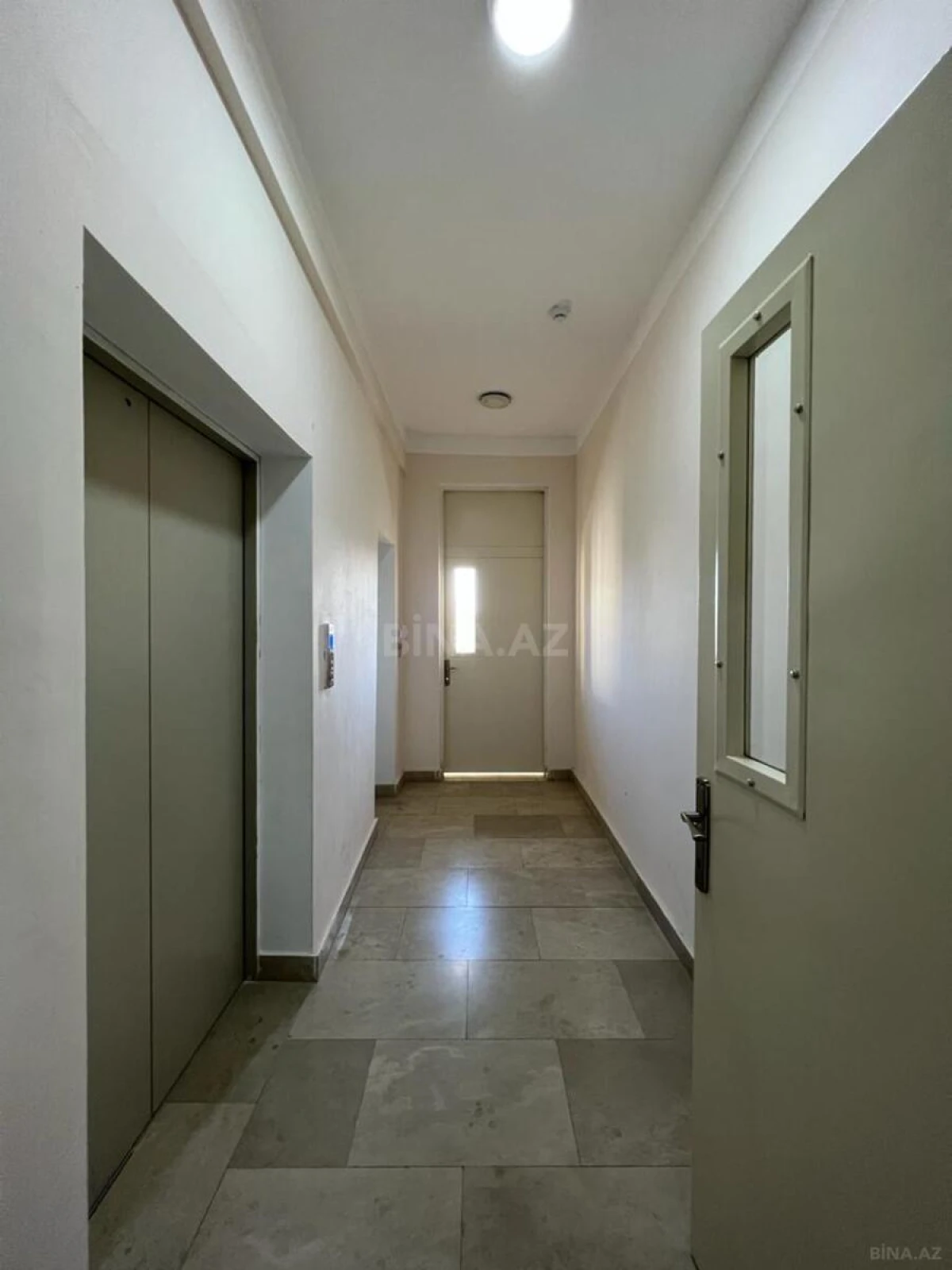 Satılır 1 otaqlı mənzil 43 m²