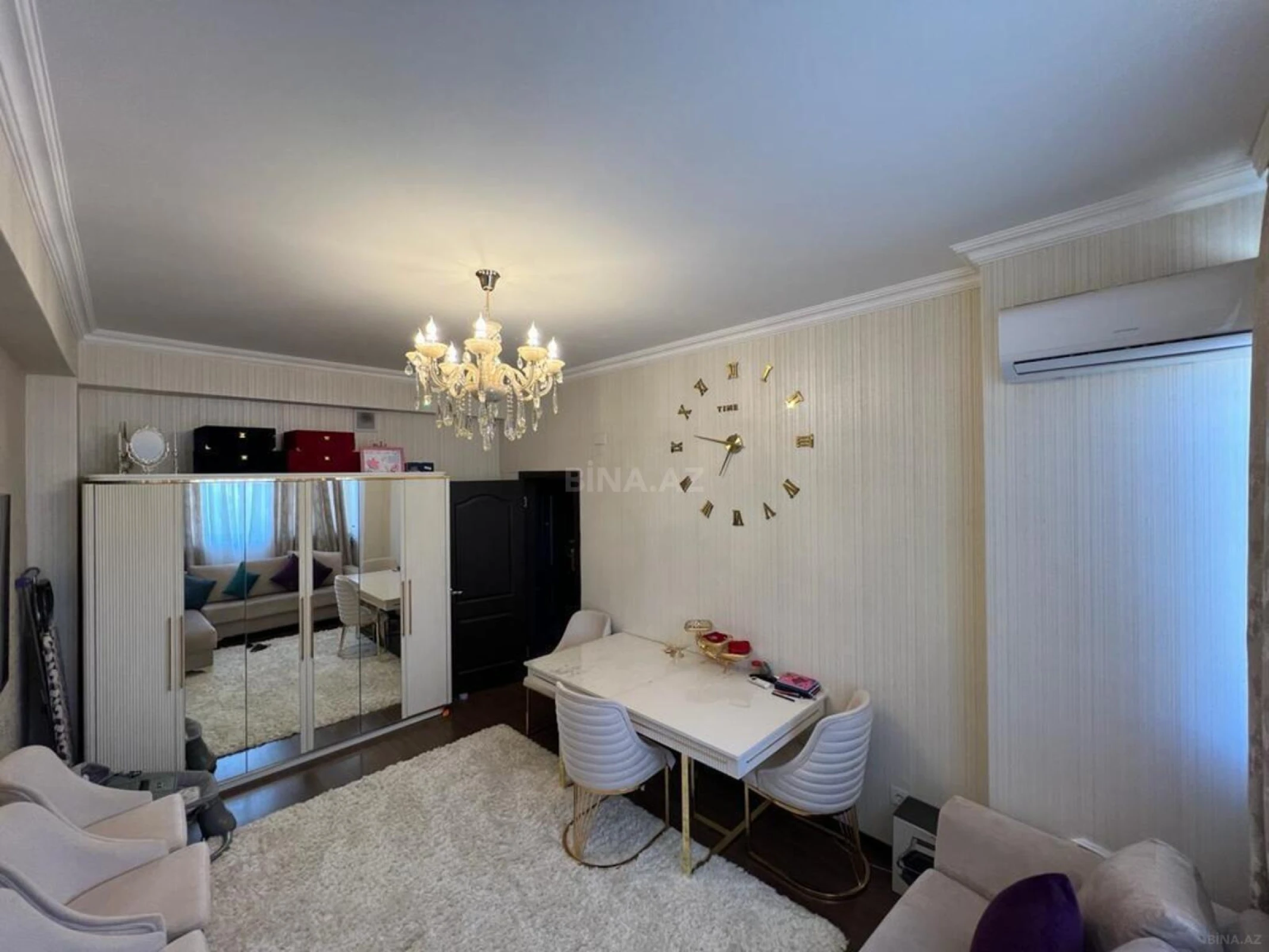 Satılır 1 otaqlı mənzil 43 m²