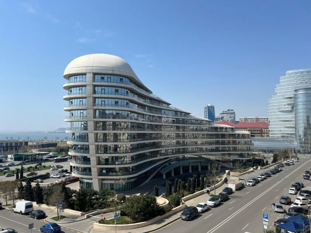 Kirayə verilir 2 otaqlı mənzil 100 m²