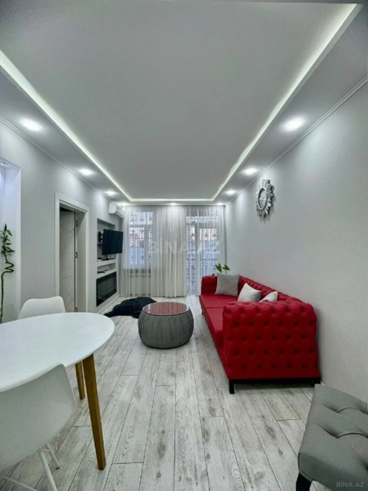 Satılır 2 otaqlı mənzil 55 m²