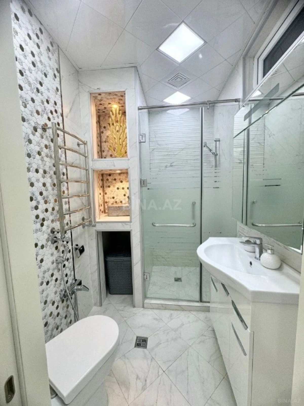 Satılır 2 otaqlı mənzil 55 m²