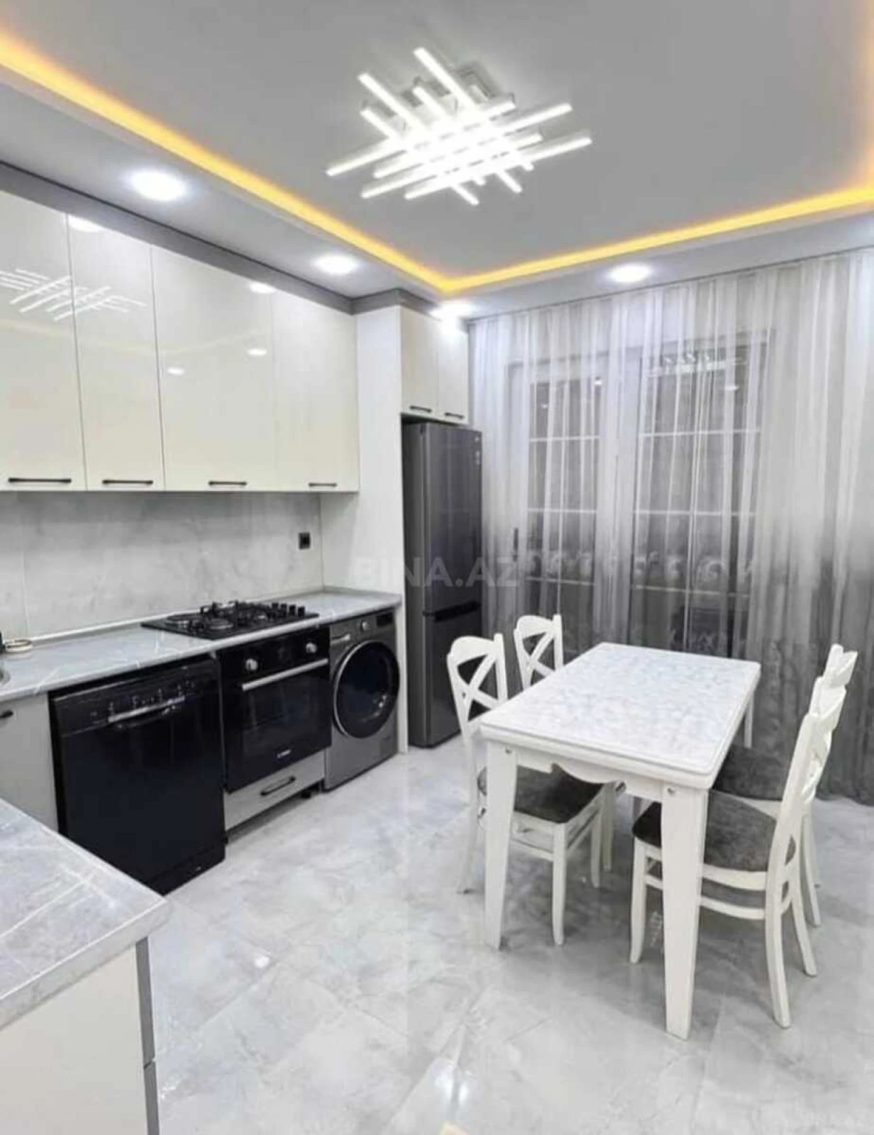Satılır 3 otaqlı mənzil 85 m²