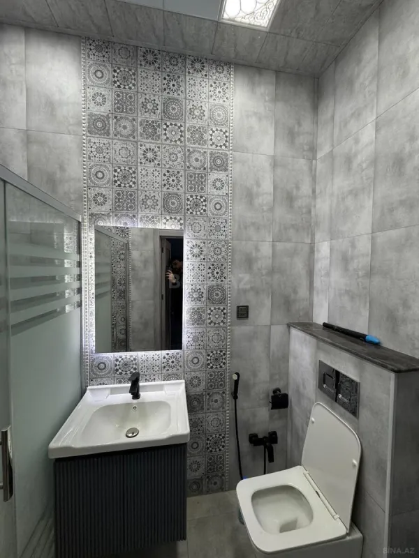 Satılır 2 otaqlı mənzil 106 m²