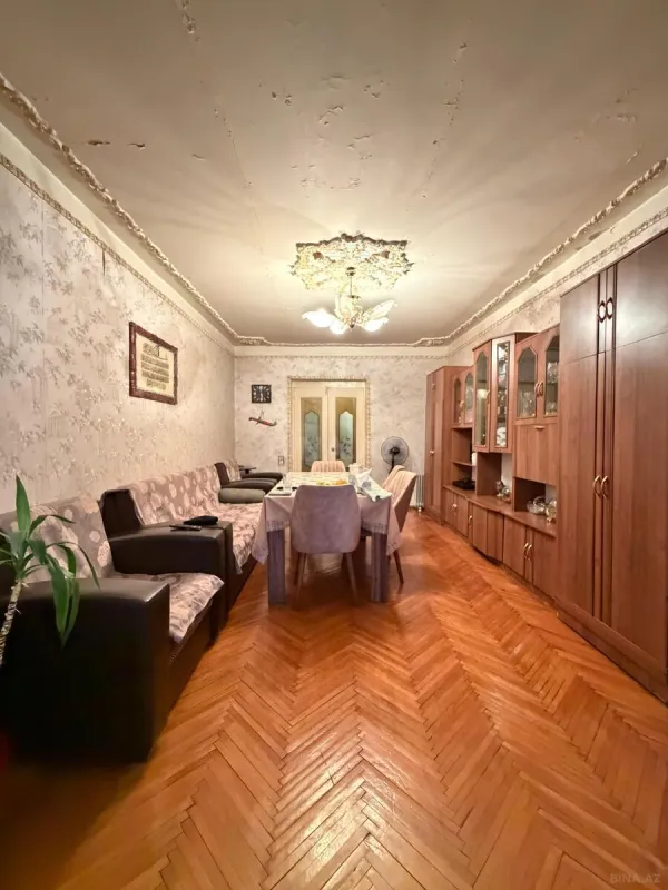 Satılır 3 otaqlı mənzil 75 m²