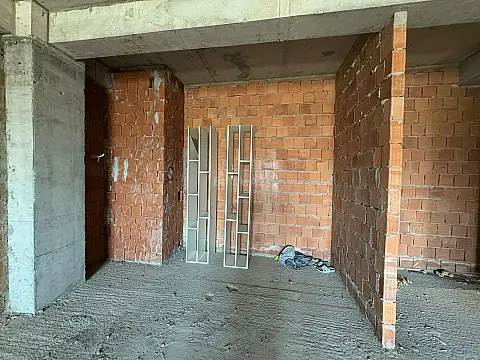 Satılır 3 otaqlı mənzil 113 m²