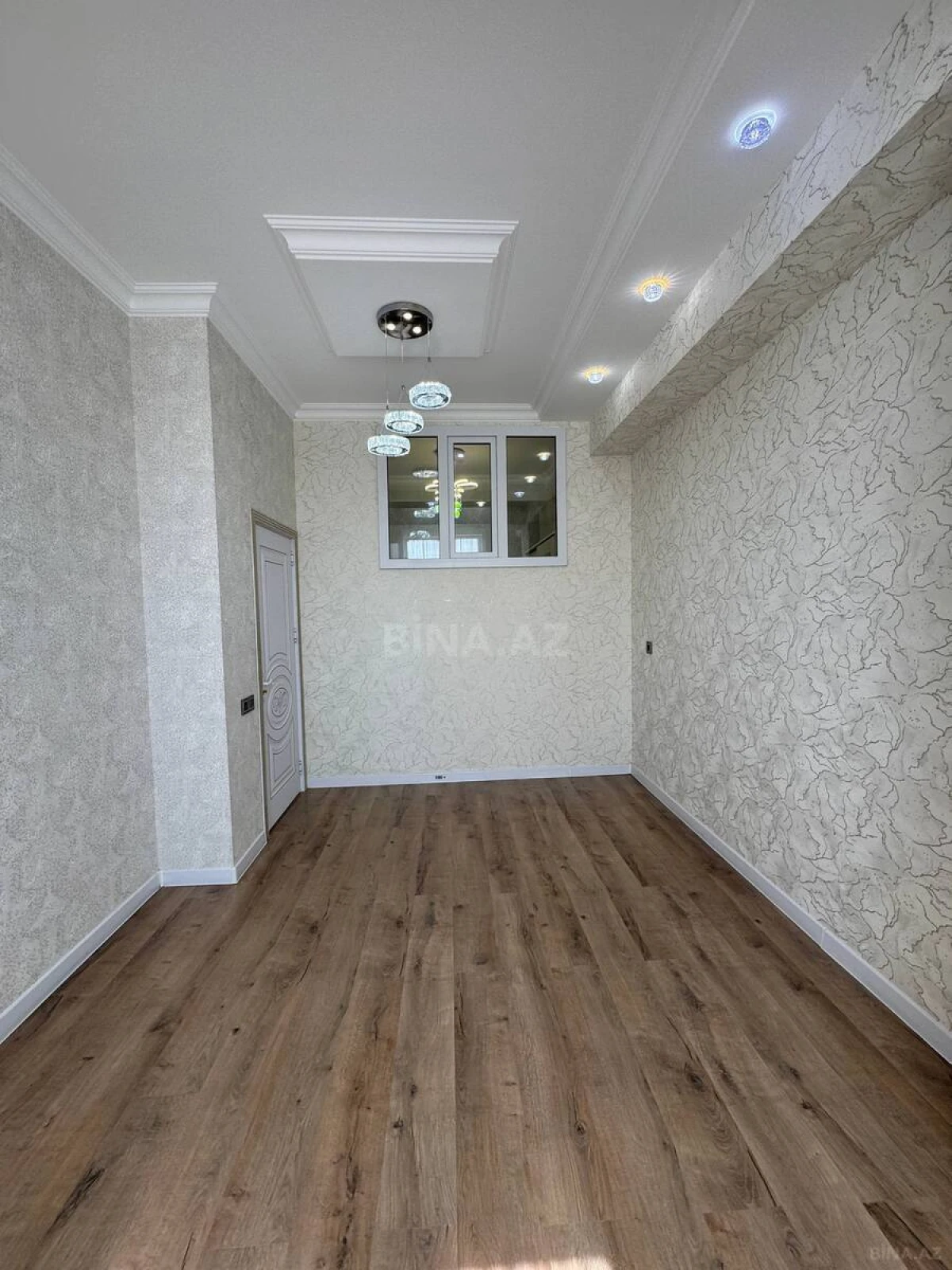 Satılır 2 otaqlı mənzil 52 m²