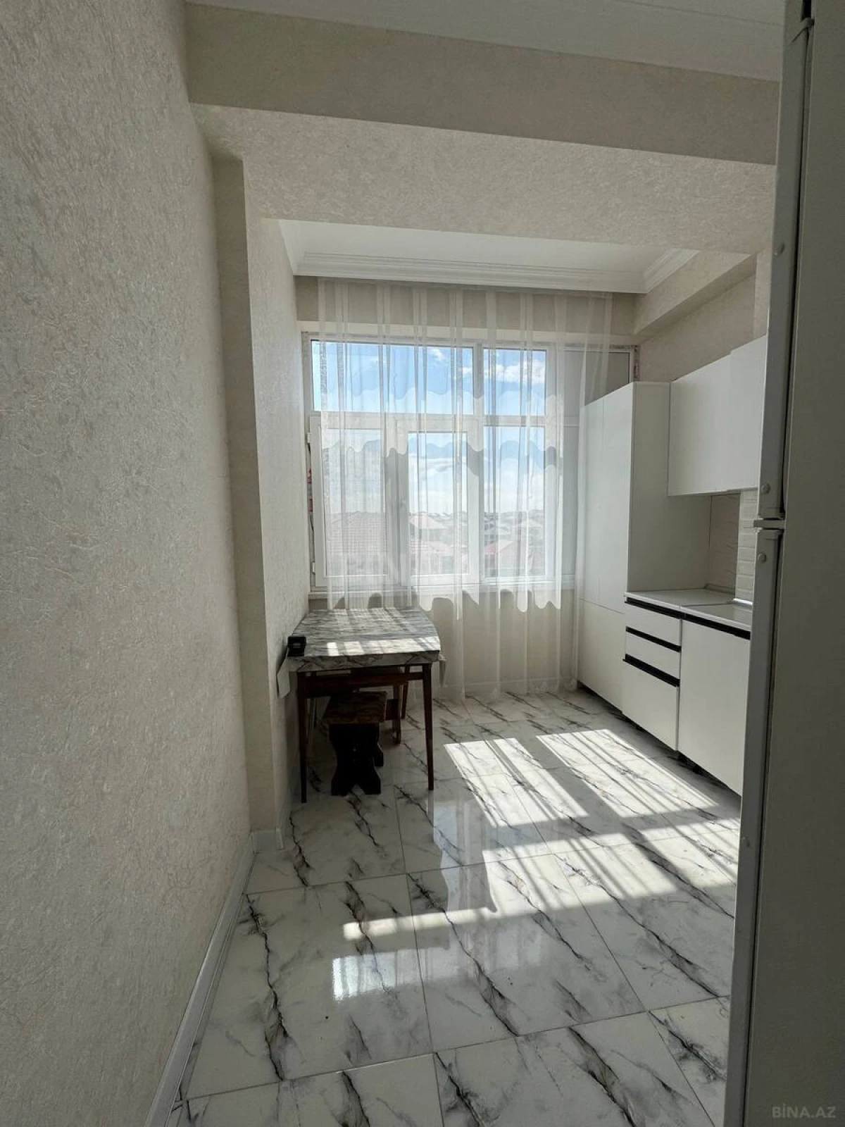 Satılır 2 otaqlı mənzil 52 m²