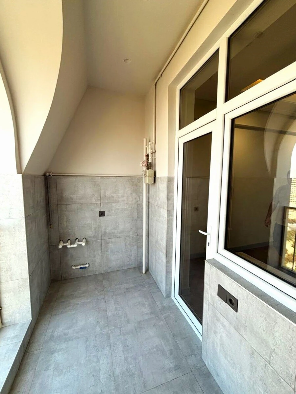 Satılır 3 otaqlı mənzil 86 m²