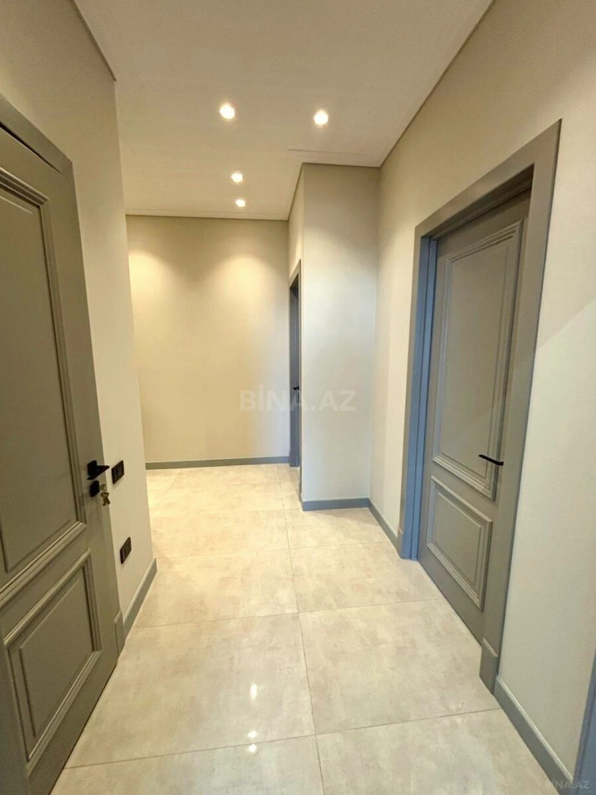 Satılır 3 otaqlı mənzil 86 m²