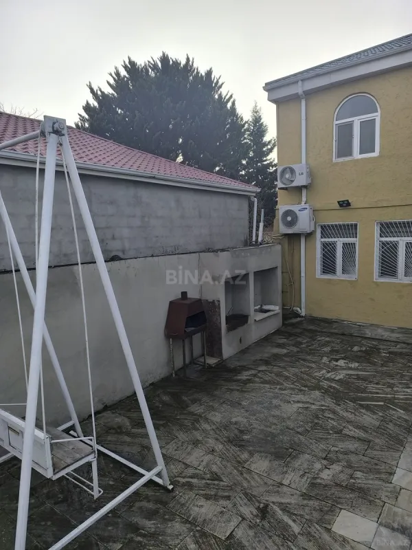 Satılır 5 otaqlı həyət evi 350 m²