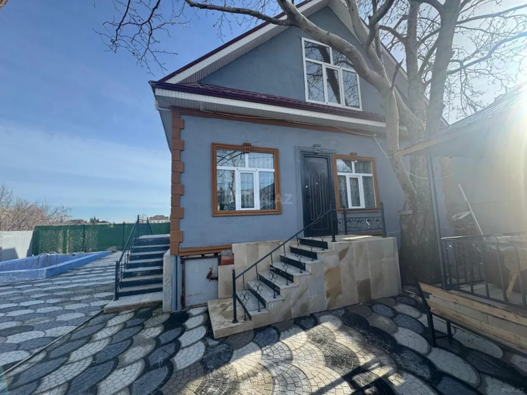 Satılır 4 otaqlı həyət evi 180 m²