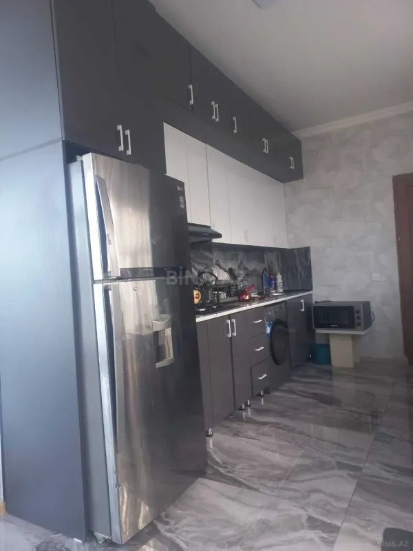 Satılır 4 otaqlı həyət evi 180 m²
