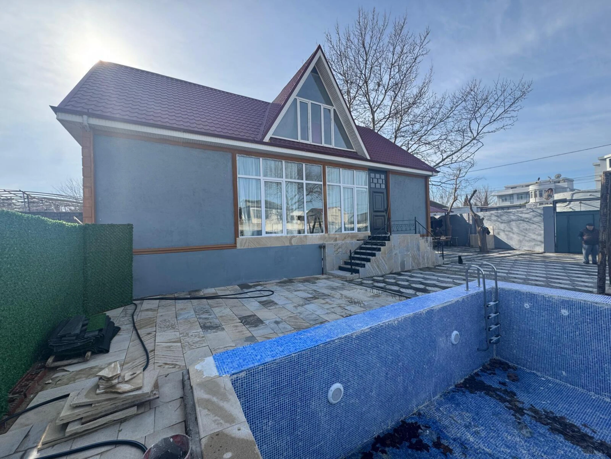 Satılır 4 otaqlı həyət evi 180 m²