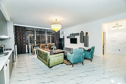 Kirayə verilir 2 otaqlı mənzil 102 m²