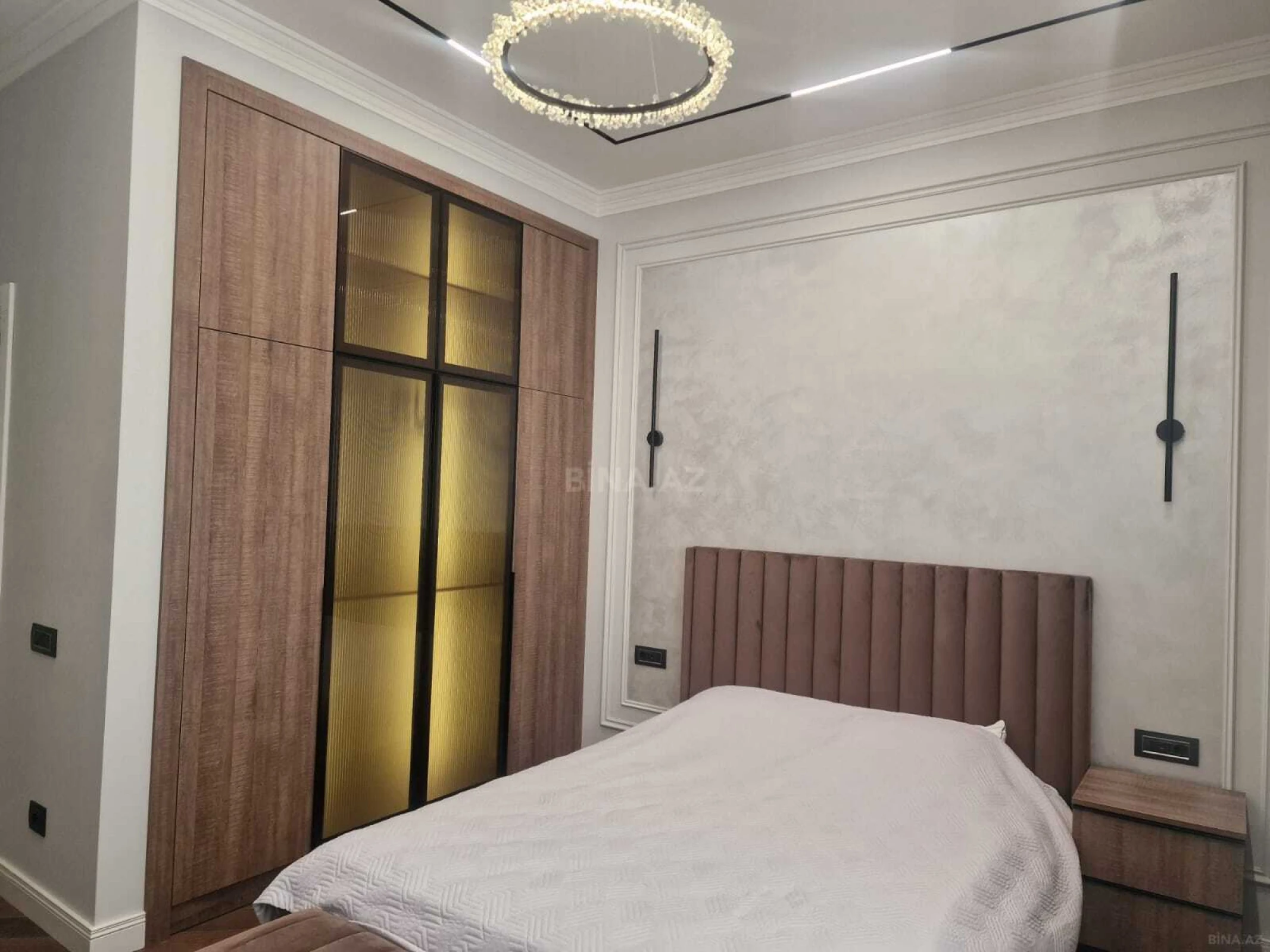 Kirayə verilir 3 otaqlı mənzil 160 m²