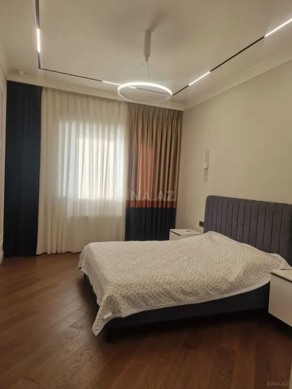 Kirayə verilir 3 otaqlı mənzil 160 m²