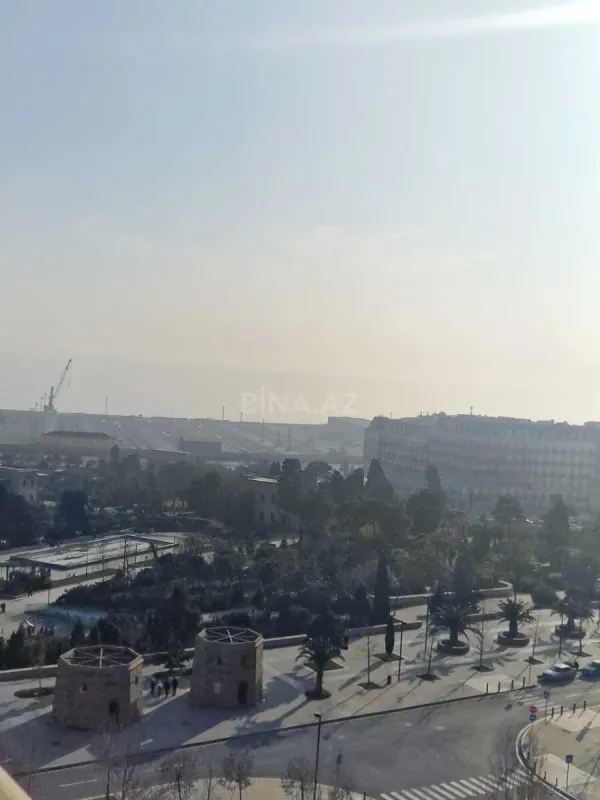 Kirayə verilir 3 otaqlı mənzil 160 m²