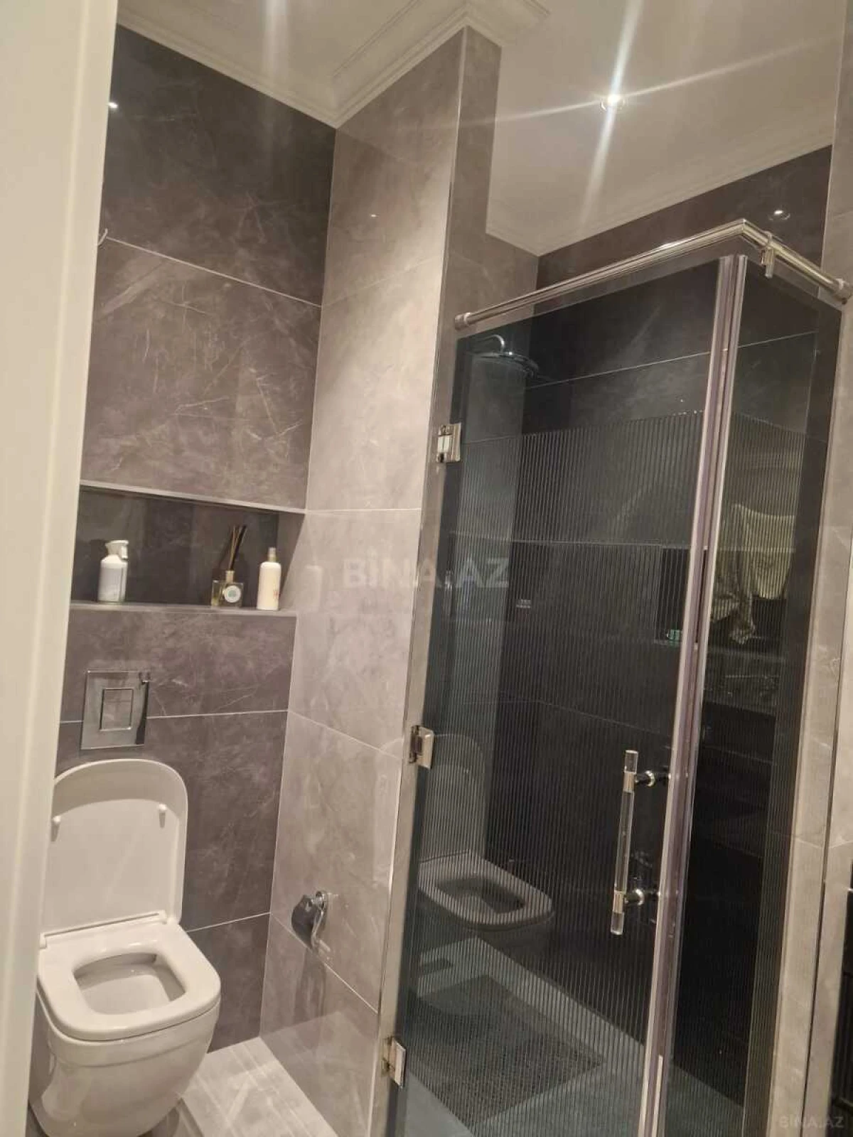 Kirayə verilir 3 otaqlı mənzil 160 m²