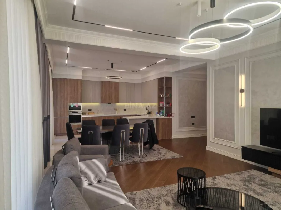 Kirayə verilir 3 otaqlı mənzil 160 m²