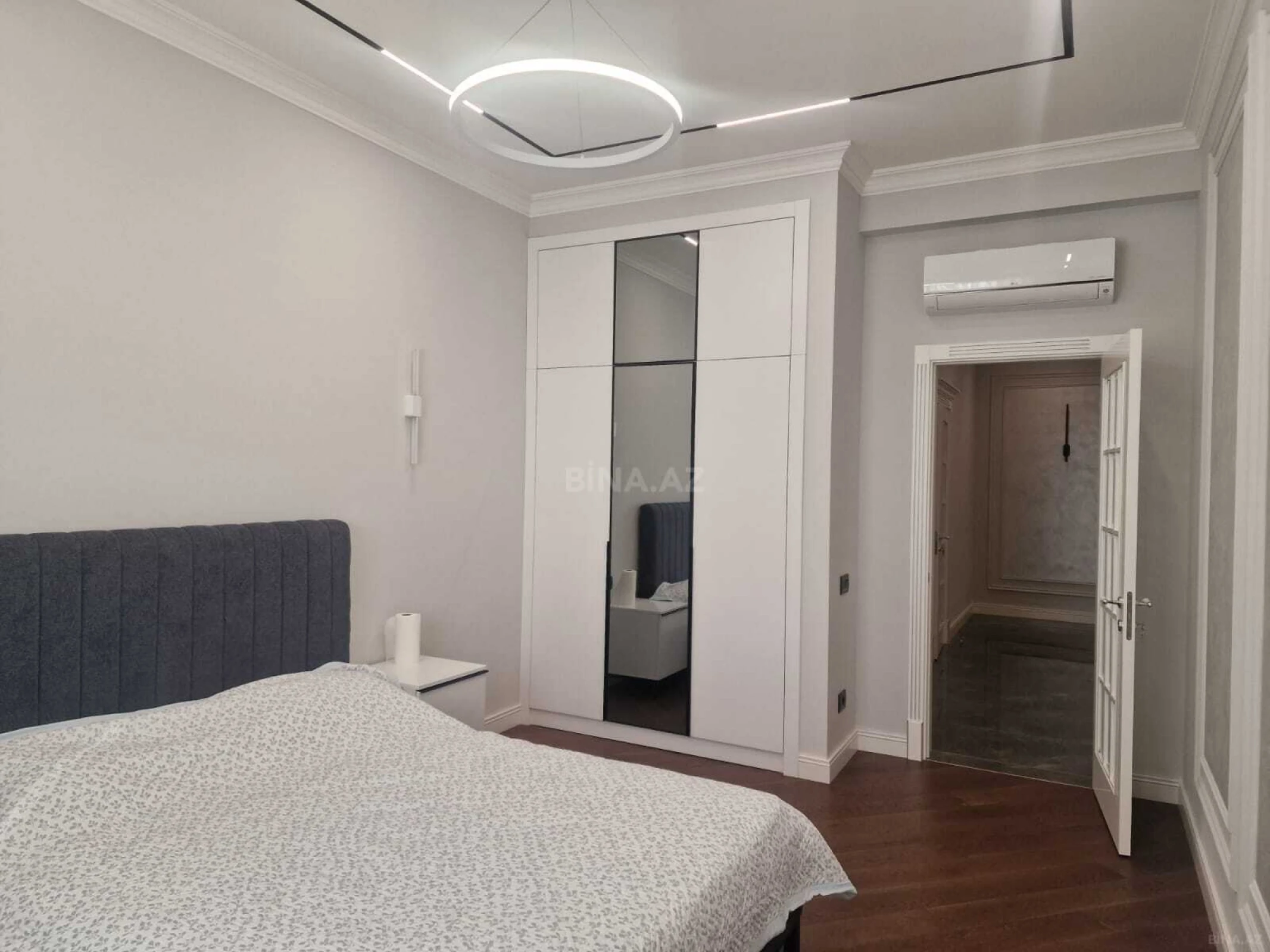 Kirayə verilir 3 otaqlı mənzil 160 m²