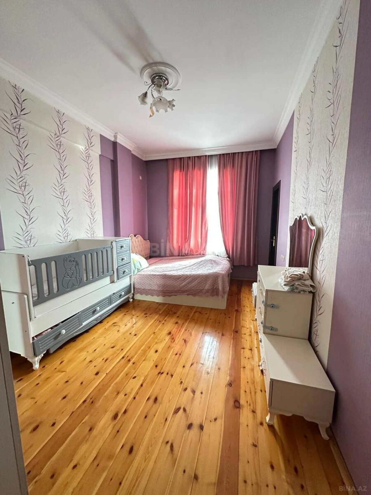 Satılır 3 otaqlı mənzil 90 m²