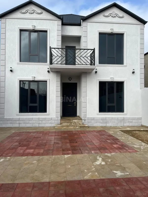 Satılır 5 otaqlı həyət evi 150 m²