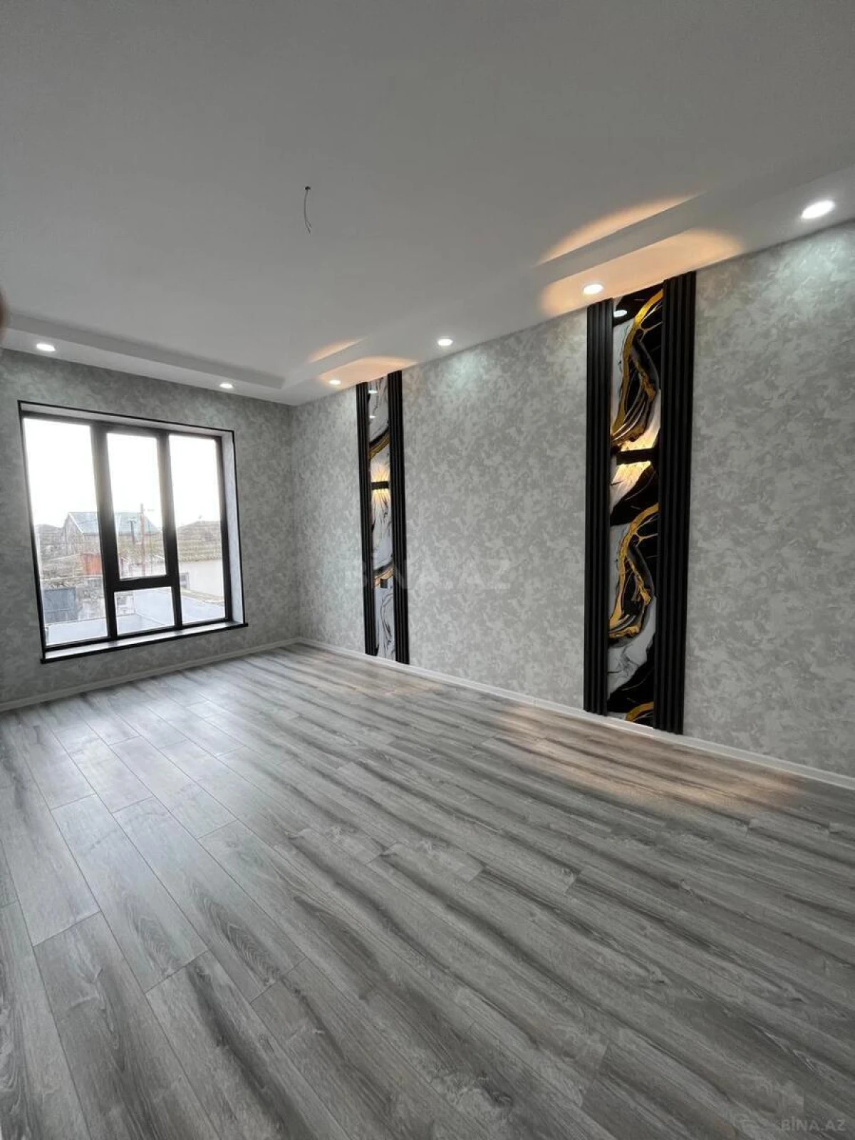 Satılır 5 otaqlı həyət evi 150 m²