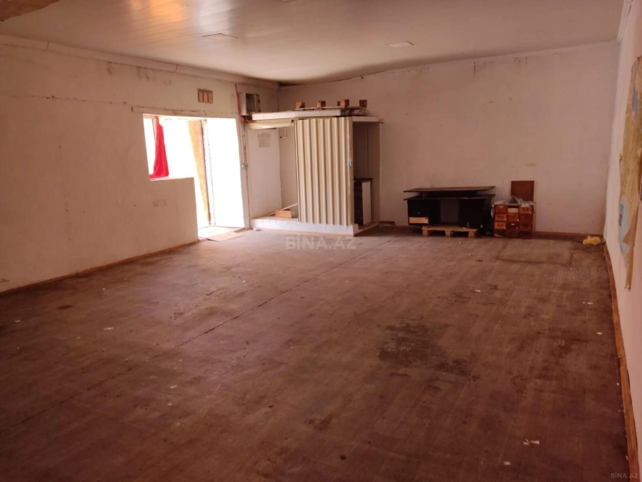 Kirayə verilir obyekt 350 m²