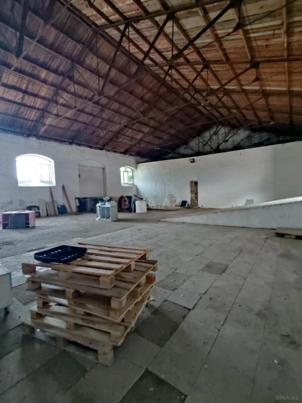 Kirayə verilir obyekt 350 m²