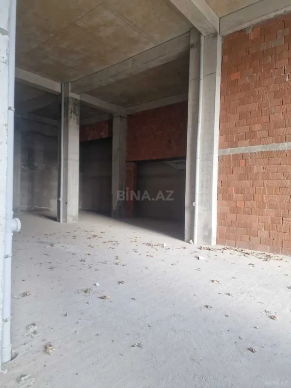 Kirayə verilir obyekt 301 m²