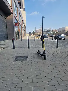 Kirayə verilir obyekt 301 m²