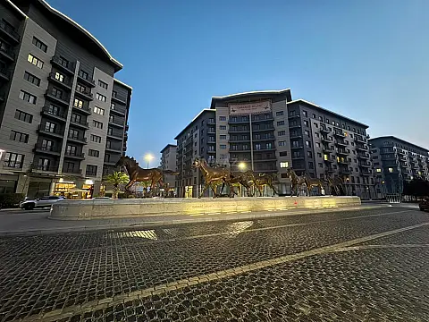 Satılır 5 otaqlı mənzil 203 m²