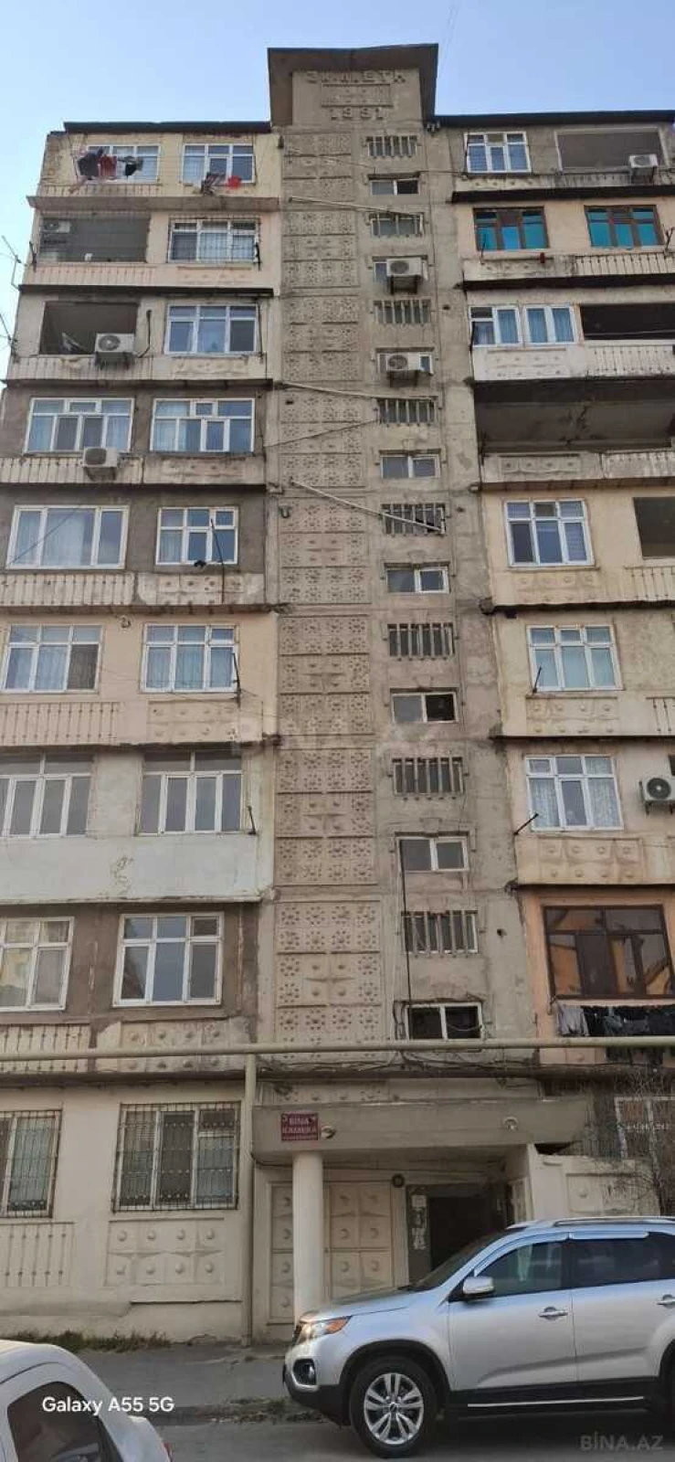 Satılır 4 otaqlı mənzil 110 m²