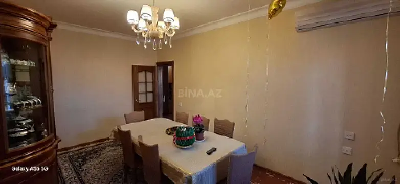 Satılır 4 otaqlı mənzil 110 m²