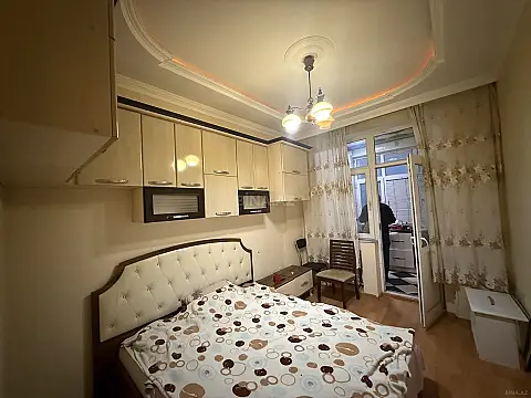 Satılır 2 otaqlı mənzil 55 m²