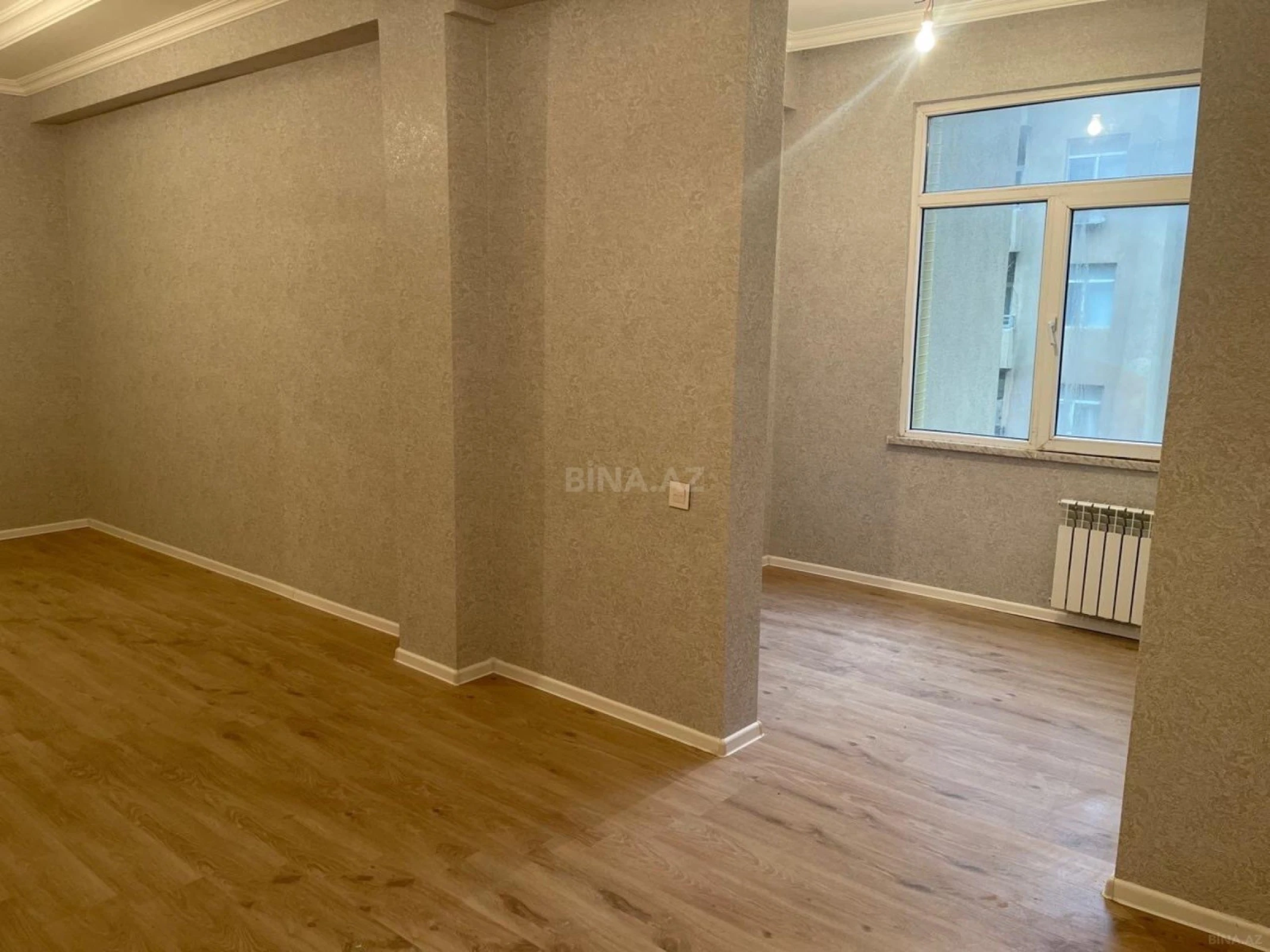 Satılır 2 otaqlı mənzil 73 m²