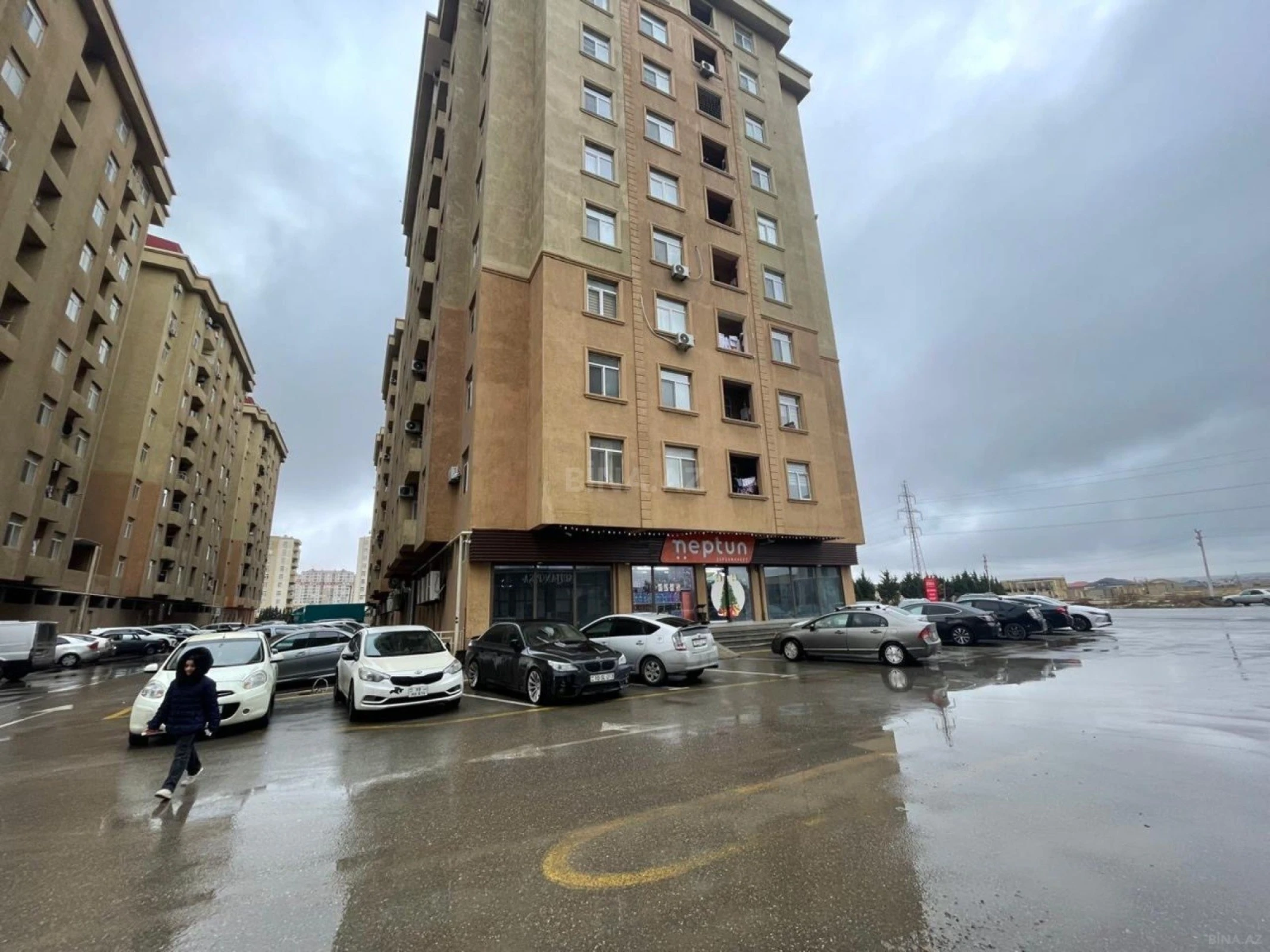 Satılır 2 otaqlı mənzil 73 m²
