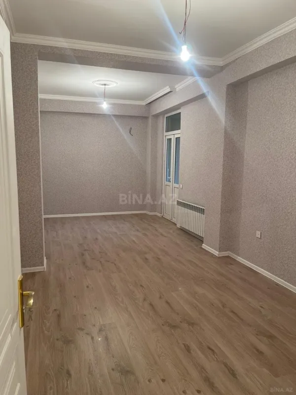 Satılır 2 otaqlı mənzil 73 m²