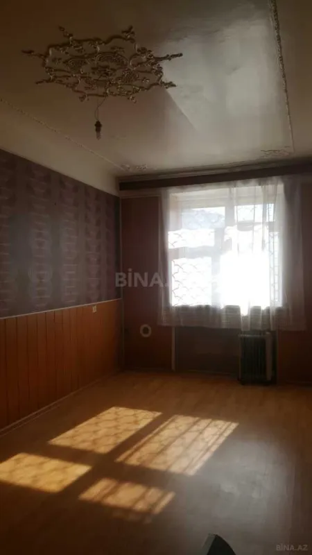 Satılır 4 otaqlı mənzil 95 m²