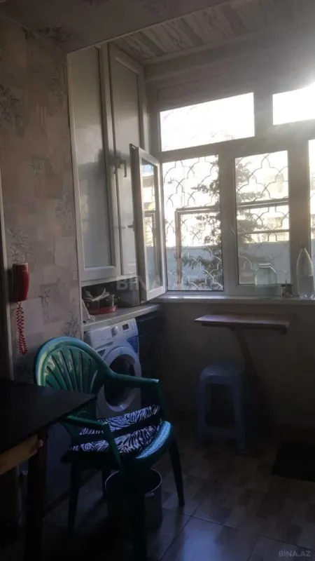 Satılır 4 otaqlı mənzil 95 m²