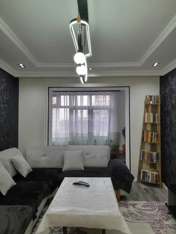 Satılır 3 otaqlı mənzil 62 m²